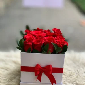 Caja con rosas