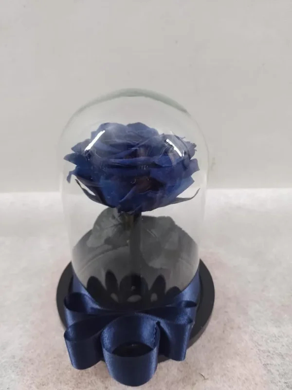 Rosa preservada azul