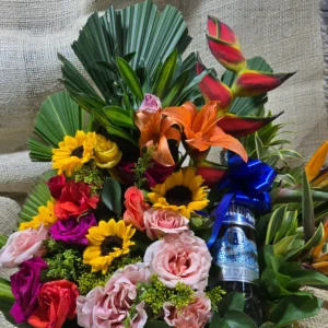 Arreglo floral con rosas surtidas