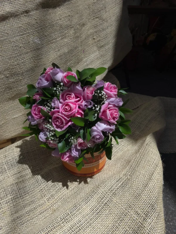 Matera con rosas